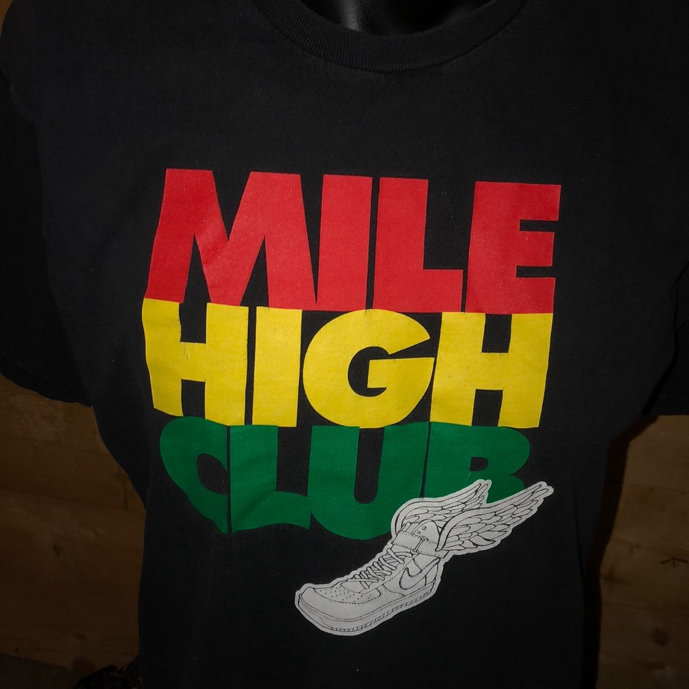 Nike Air Mile High Club T-shirt. Size L - Picture 2 of 5